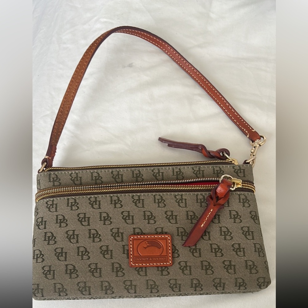 New Dooney & Bourke wristlet/clutch